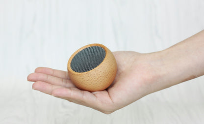Gingko Portable Bluetooth Speaker Selfie Tumbler Natural Maple Wood Finish