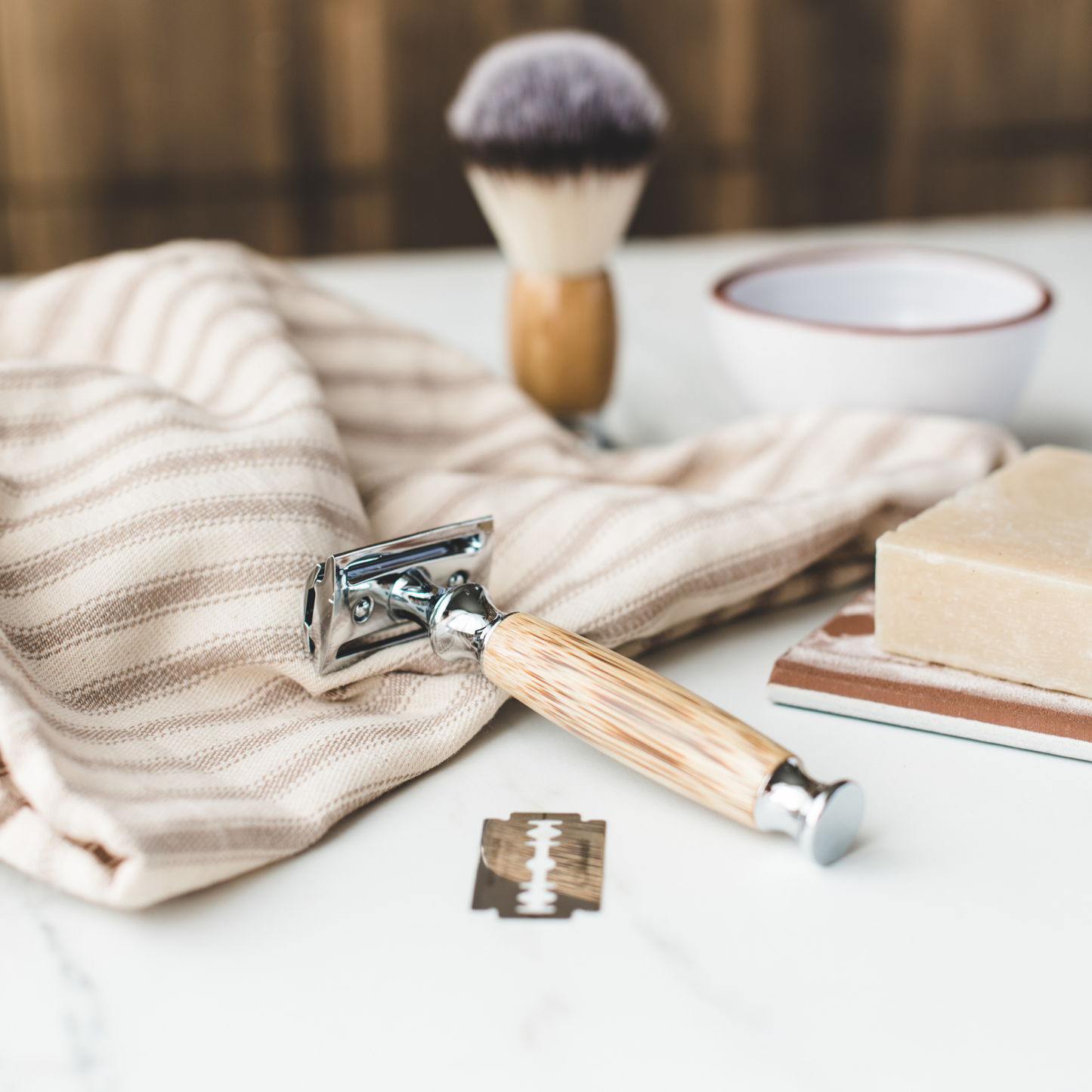Eco-Friendly Shaving Kit - Gun Metal Bamboo Safety Razor